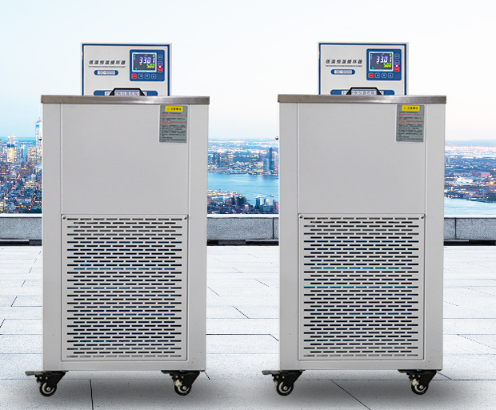 低温恒温循环器